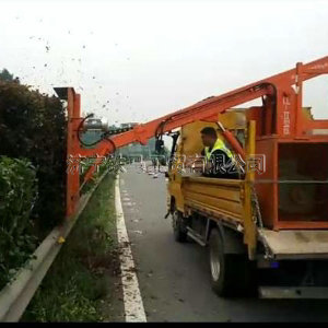 高速公路车载修剪机